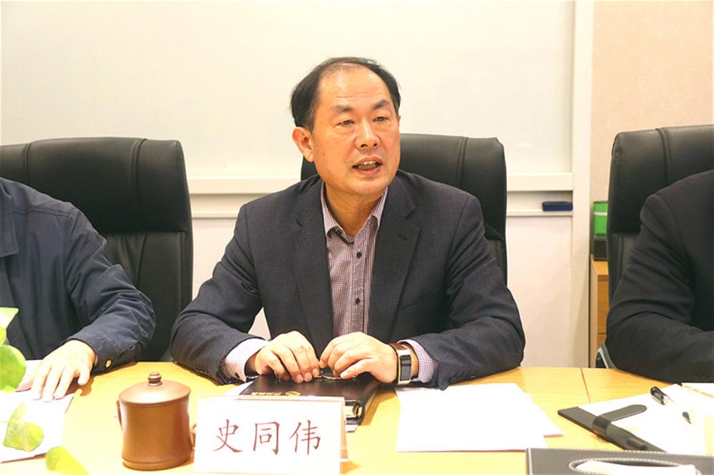 產(chǎn)發(fā)集團(tuán)董事長史同偉會(huì)見黑龍江新產(chǎn)投集團(tuán)客人